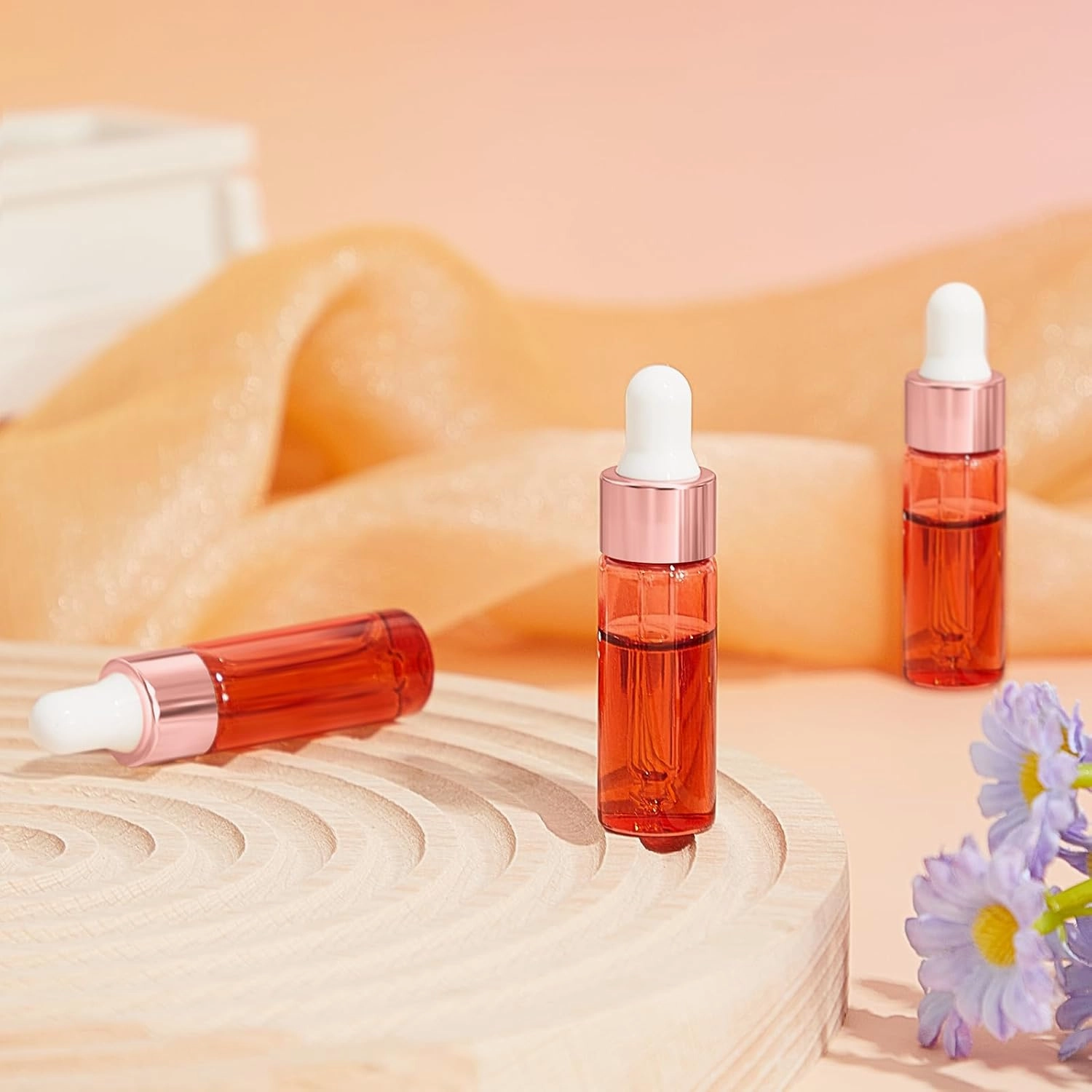 100 Pcs Mini Glass Oil Dropper Bottle Bulk, 5 ml Pink Body Clear Essential Small Empty Bottles Sample Containers Perfume Liquid Vials with Cap for Traveling