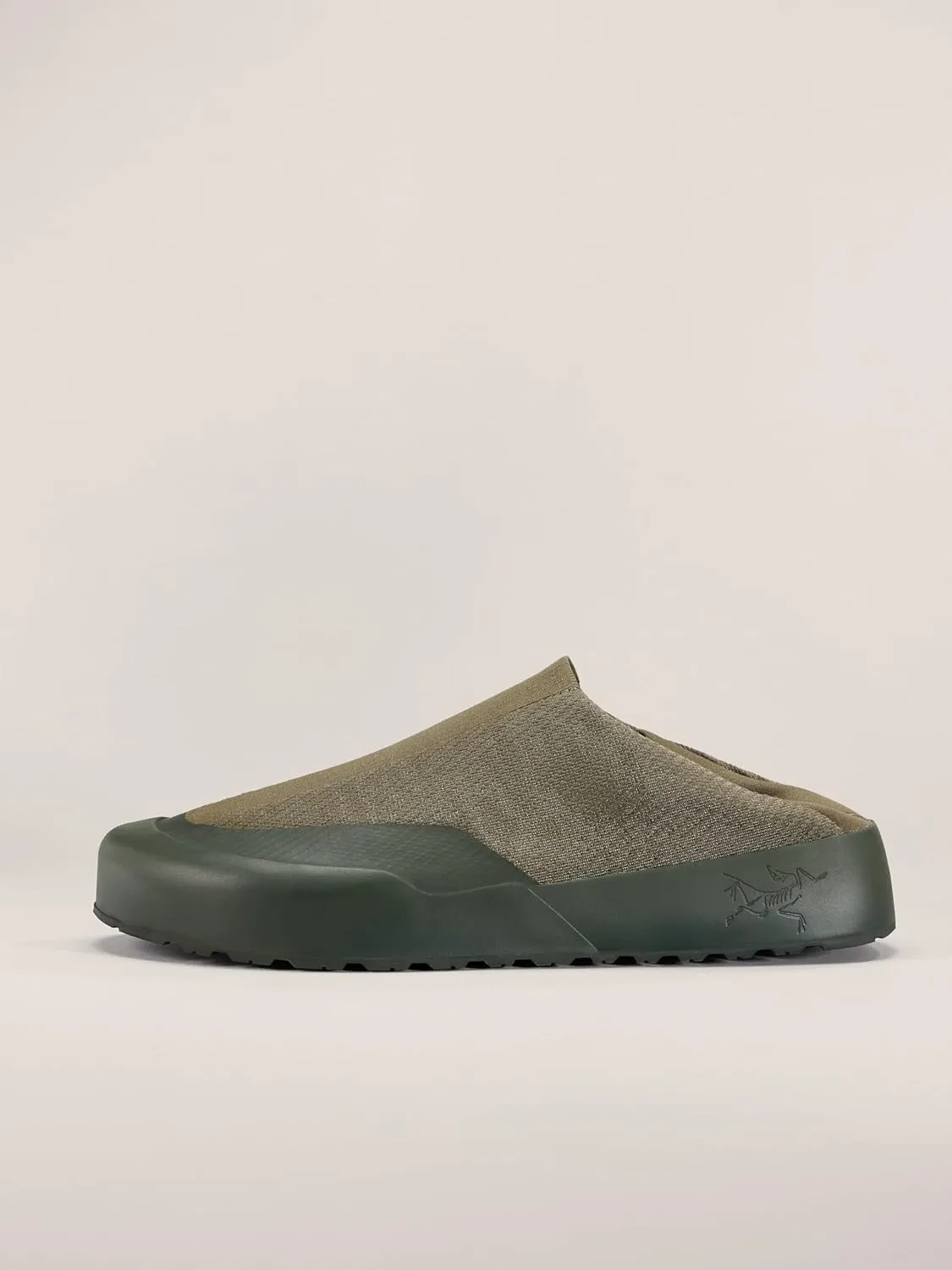 Arc'teryx Men’s Kragg Shoe - Lightweight Pull-On Shoe for Quick Approaches, Everyday Casual Shoes