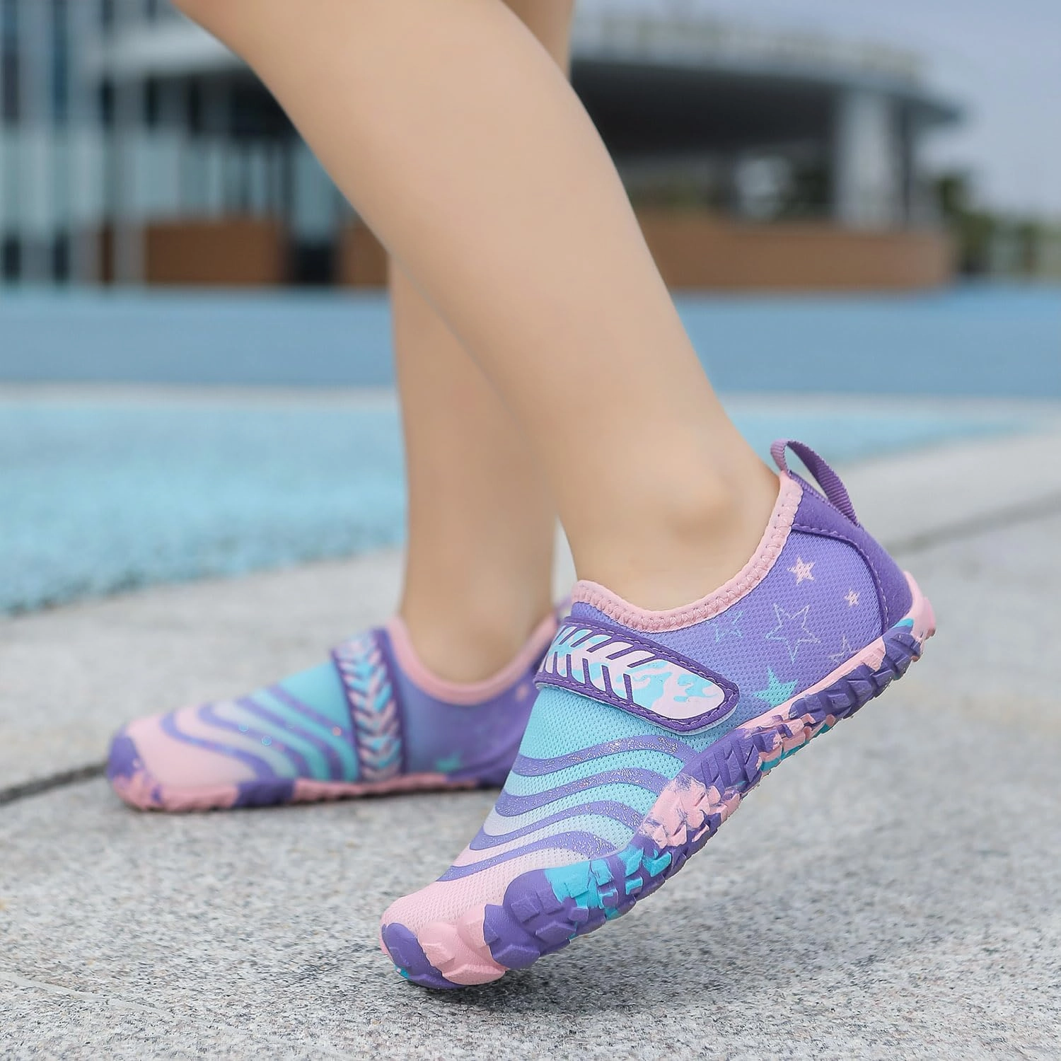 Boys Girls Water Shoes Kids Lightweight Aqua Socks Barefoot Quick Dry Hiking Walking Sneakers Slip On Sandals for Beach Pool Swim (Little Kid/Big Kid)