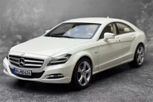 FloZ for NOREV for Mercedes for Benz for CLS 2011 White Sedan Metallic Paint 1:18 Car Pre-Built Model