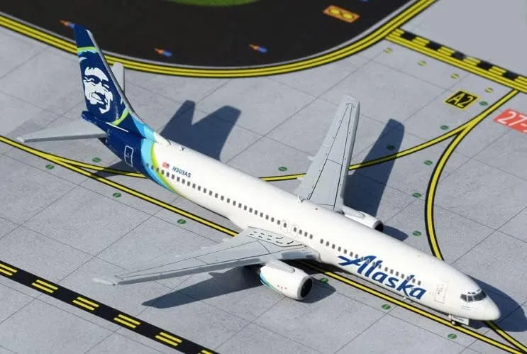 for GeminiJets for Alaska Airlines for Boeing B737-900 N303AS 1:400 DIECAST Aircraft Pre-builded Model