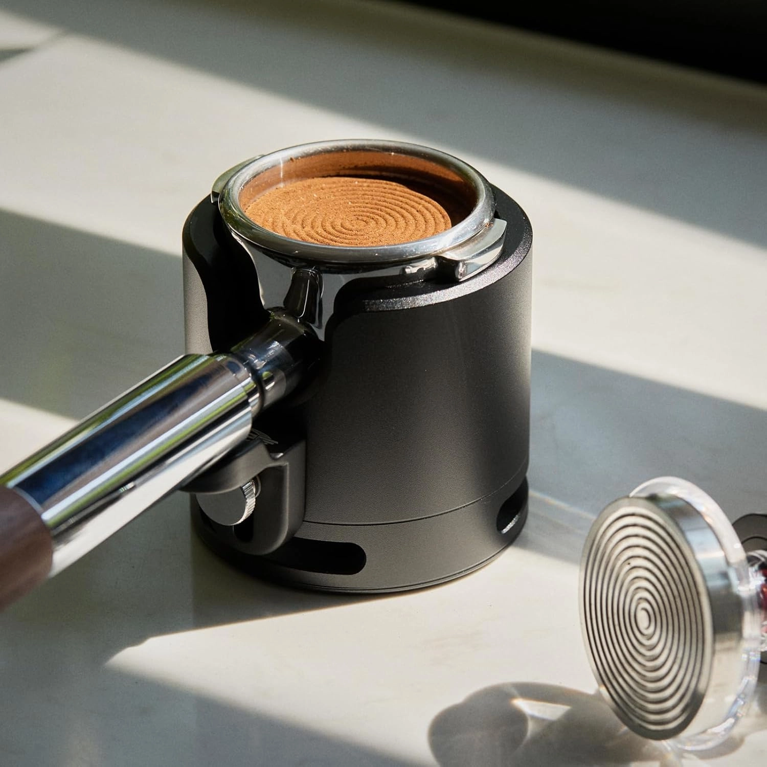 IKAPE 54mm Bottomless Naked Portafilter, Suitable for 54mm Breville Barista Series BES870/878/880 Machine & Solis Barista Machines (Included 18g Capacity Filter Basket)