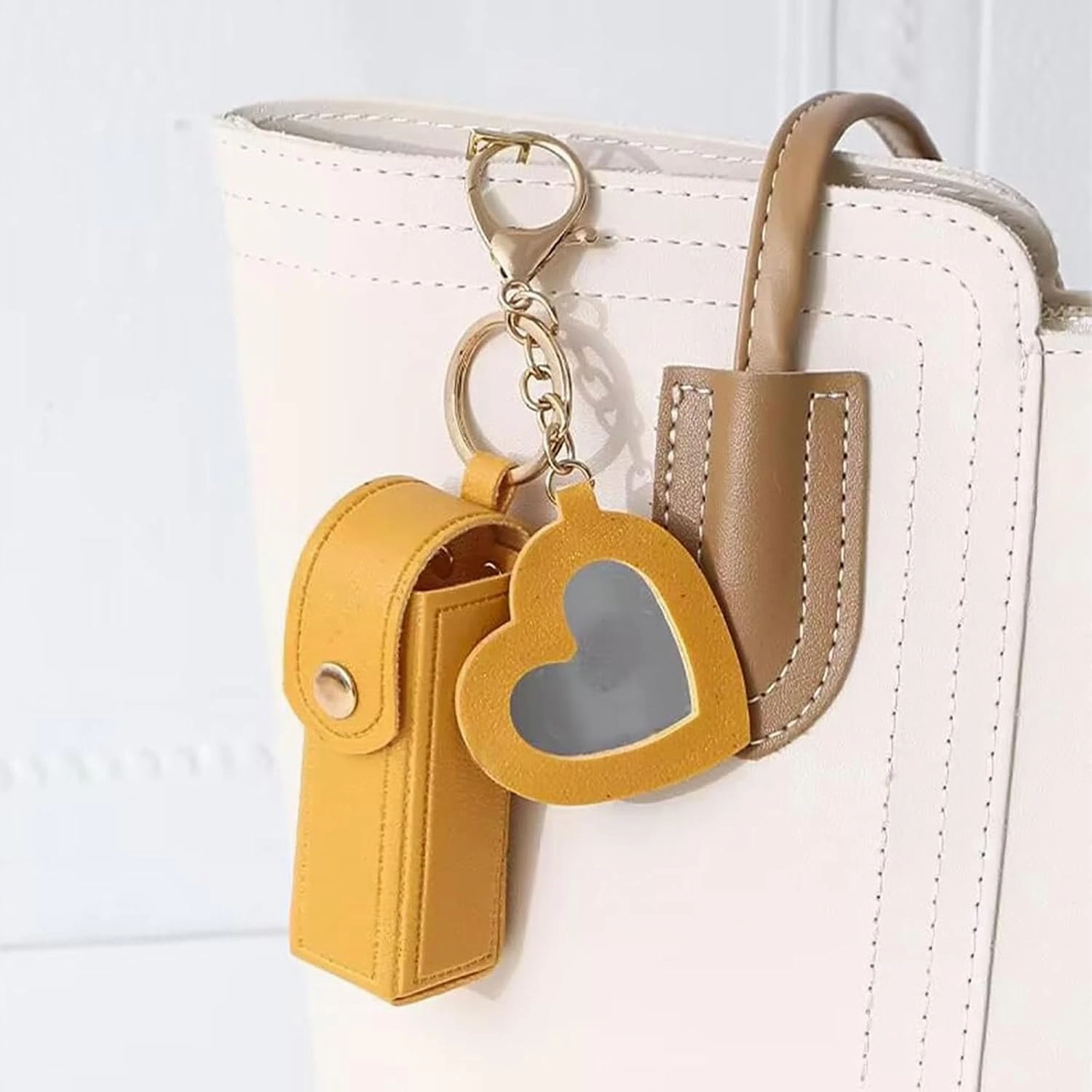 Lip Oil Keychain - Mirror & Oil 2-in-1, Chapstick Holder, 2025 New Lipstick Holder Keychain, PU Leather Potable Lip Gloss Holder for Car/Travel Storage (4PCS, A)