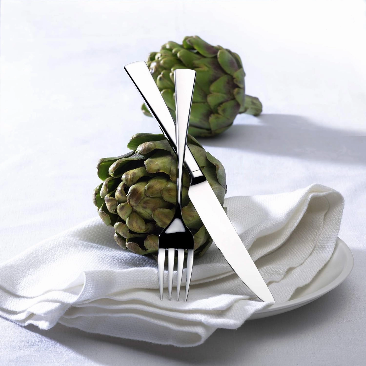 Mikasa, Lucia Flatware Service for 4, 20 Piece Set, 18/10 Stainless Steel Silverware Set