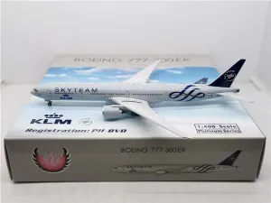 Phoenix for KLM SKYTEAM for Boeing B777-300ER PH-BVD 1:400 DIECAST Aircraft Pre-Built Model