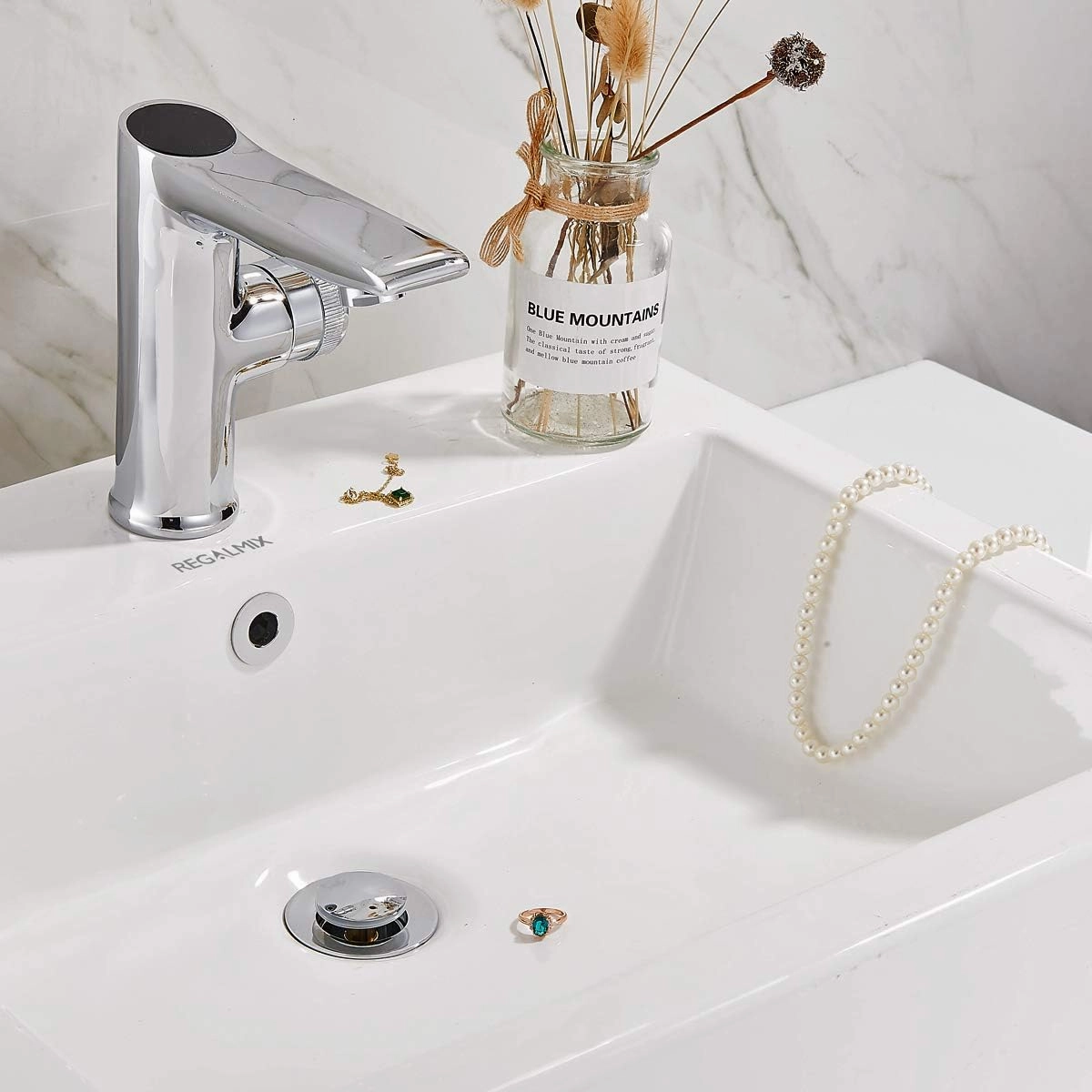 Pop Up Drain Stopper, Built-in Anti-Clogging Strainer, Polished Chrome, Fits Standard American Drain Hole (1-1/2" to 1-3/4")