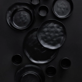 Stone by Mercer Project HEKONDA Modern Stoneware 32-Piece Dinnerware Set, Plate and Bowl Set, Dish Set for 8, Black
