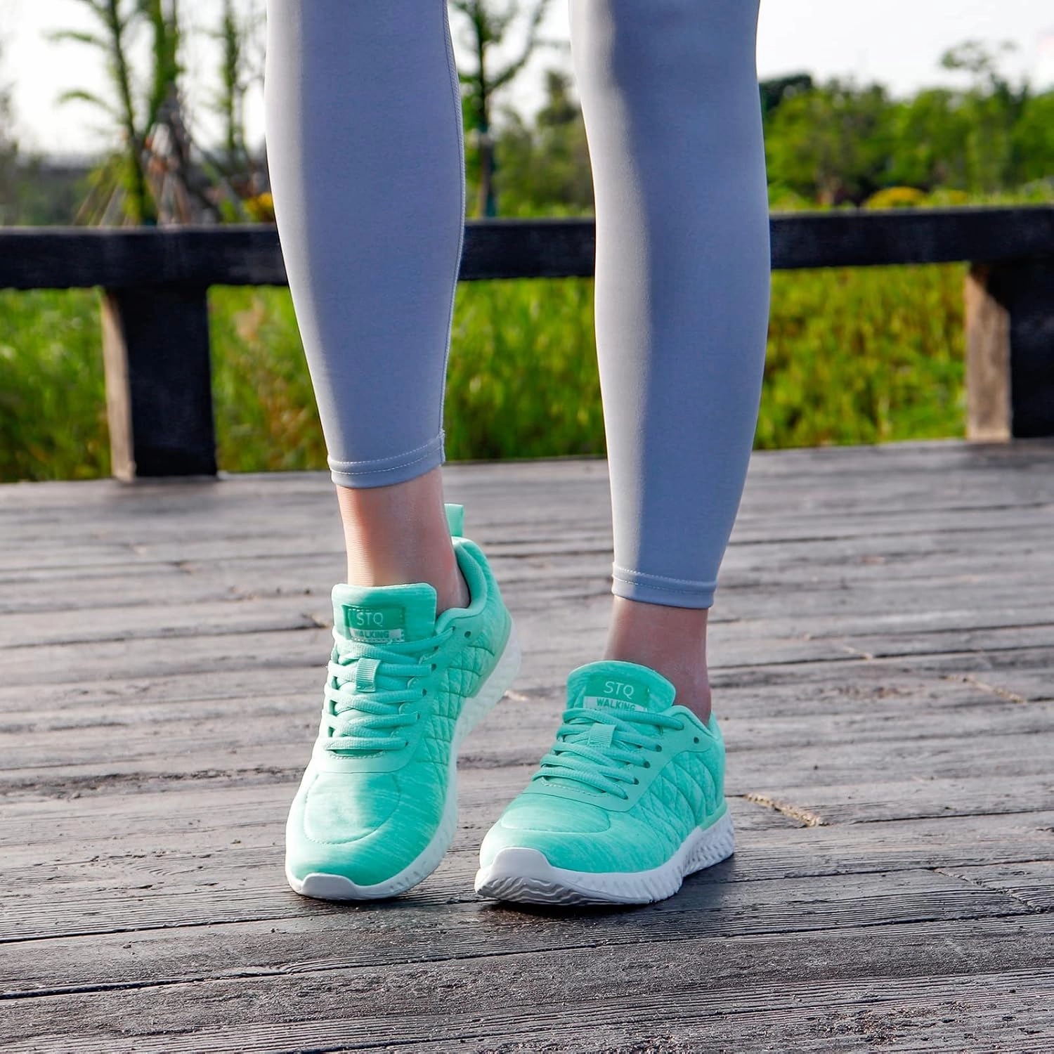 STQ Walking Shoes for Women Lace Up Lightweight Tennis Shoes