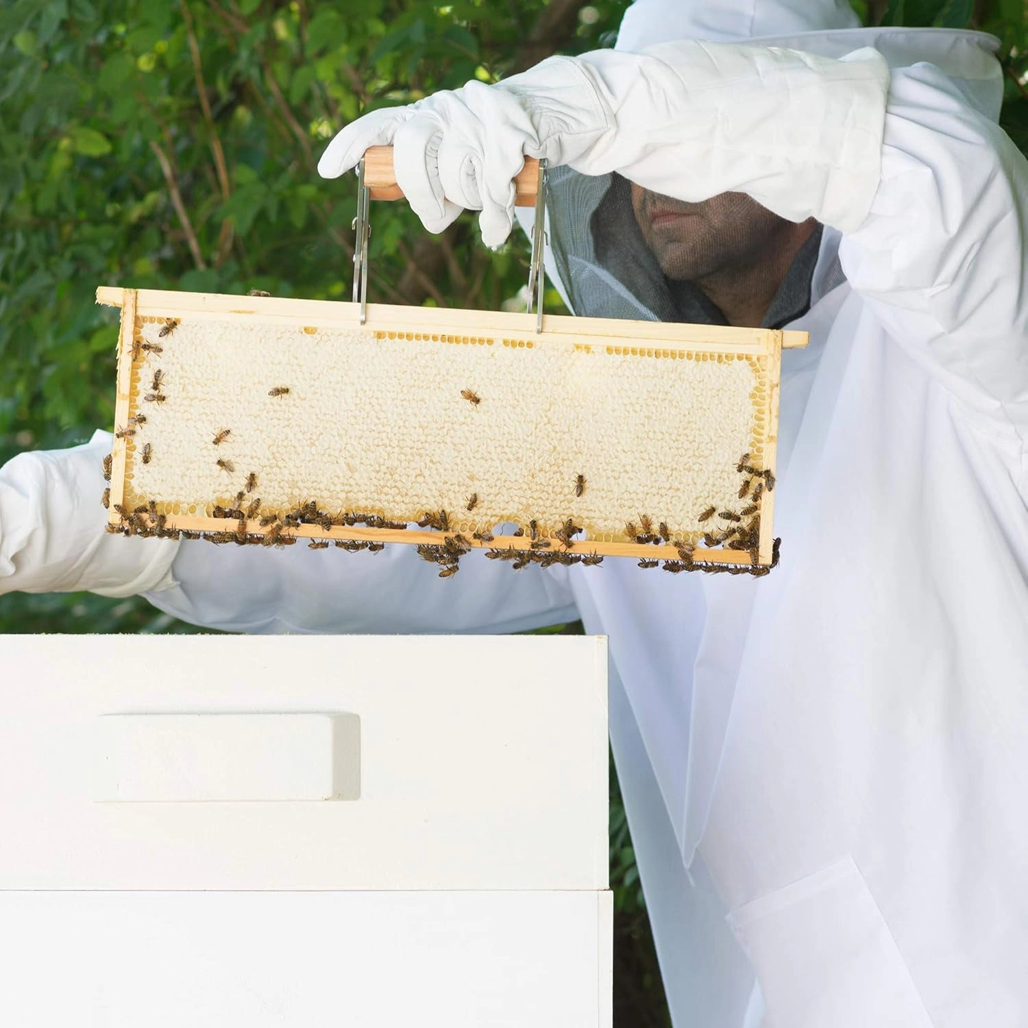 VIVO Professional White Medium Beekeeping Suit, Jacket, Pull Over, Smock with Veil BEE-V105M