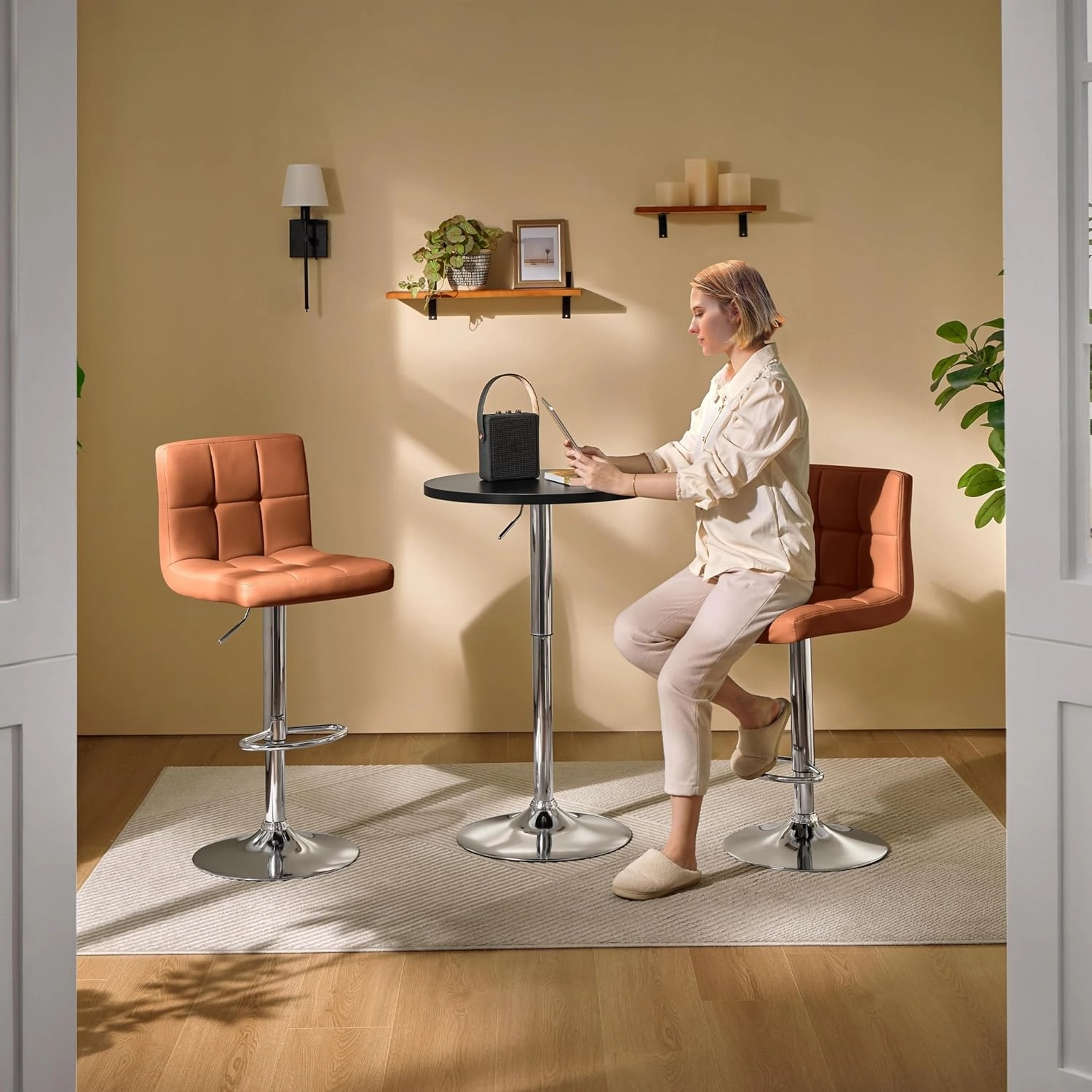 Yaheetech Round Bar Table, Adjustable Height and 360° Swivel Pub Tables, Cocktail Table with MDF Top, Silver Leg Base for Bar, Bistro, Café, Black